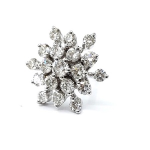 Boucles d'oreilles pour femmes HongKong Vente en gros de haute qualité 18 carats or blanc massif véritable diamant plaqué or personnalisé en forme de fleur en grappe - Product Image 2