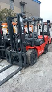 Chariot élévateur HELI FD30 FD100 d'occasion à prix avantageux, en bon état, disponible en magasin pour les travaux de mise à la terre - Product Image 3