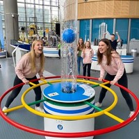 Jeu scientifique interactif multijoueur Air Lift Ball à propulsion pneumatique en PVC pour événements, location, musées, salons professionnels, carnavals