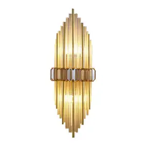 새로운 디자인 럭셔리 황금 LED 크리스탈 벽 램프 실내 레트로 골동품 디자인 장식 벽 램프
