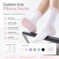 Kaos Kaki Pilates Custom Grip OEM Private Label Anti Selip Sol Silikon Manset Ruffle untuk Yoga Barre Studio