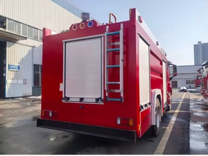 Camión de Bomberos Pequeño Isuzu 4x2 de 6 Ruedas con Tanque de Agua de 8000 Litros, Vehículo de Rescate Contra Incendios de Alto Rendimiento con Bomba Aérea 4x2 - Product Image 6