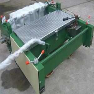 Machine à pavés pour piste d'athlétisme, machine à pavés pour terrain <span class=keywords><strong>de</strong></span> football, prix <span class=keywords><strong>de</strong></span> la machine à pavés - Product Image 2