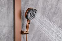 Robinet de douche moderne en or rose brossé avec jets pluie et modes de pulvérisation pause