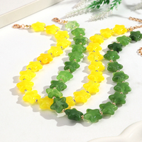Collier de perles étoiles transparentes géométriques colorées et amusantes, style décontracté et charmant, idéal pour les vacances, cadeau pour femmes et jeunes filles