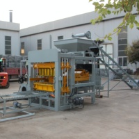 Machine à fabriquer des blocs de béton QT4-15 avec moule personnalisé