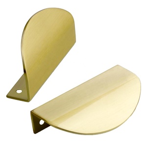 Nuevo diseño de concha taza semi círculo media luna latón satinado muebles cbainet, cajón de borde de <span class=keywords><strong>la</strong></span> puerta de manija lateral - Product Image 2