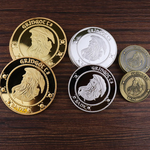 Halloween Magic College <span class=keywords><strong>Harry</strong></span> y <span class=keywords><strong>Potter</strong></span> Gringotts Wizarding Bank Moneda de oro con monedero - Product Image 3