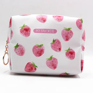 Bolsa de Cosméticos de Gran Capacidad para Mujer, Bolsa de Almacenamiento Portátil con Flores Acolchadas, Artículos de Tocador, Novedad de 2024 - Product Image 5
