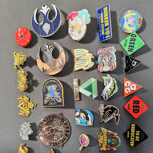 Pins de solapa de esmalte duro y blando, broches y insignias de metal con logotipo, personalizados de fábrica, de moda y bonitos, para días importantes - Product Image 4