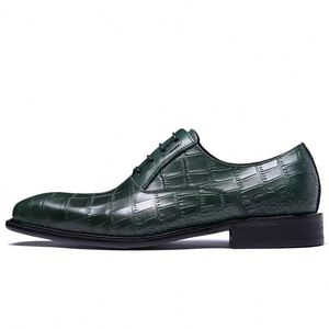 Zapatos Formales de Negocios para Hombre, de Cuero Genuino, Punta Cerrada, Sin Cordones, Diseño Repujado Pintado a Mano, Otoño 2026, Superventas - Product Image 1