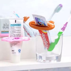 Dispensador de Pasta Dental Multifuncional con Diseño de Animal de Dibujos Animados, Fácil de Usar en el Baño, Diseño Útil para Baño y Aseo - Product Image 2