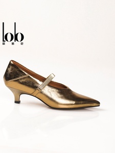 สำหรับฤดูใบไม้ผลิปี 2026 ผู้หญิงสามารถสวม<span class=keywords><strong>รองเท้า</strong></span>ส้นเตี้ยหัวแหลมที่ใส่สบายสำหรับโอกาสที่เป็นทางการ ด้วยดีไซน์แบบสวมขึ้นได้ในครั้งเดียว - Product Image 5