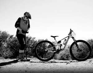 Pompe à vélo haute pression BOMB, pompe à pied en acier OEM, accessoires pour vélo - Product Image 4