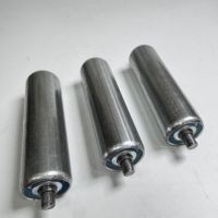 Rouleaux, pignons et tambours en acier inoxydable galvanisé pour lignes de production, disponibles sur mesure.