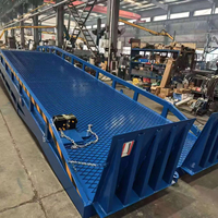 Rampe de quai mobile hydraulique électrique robuste de 10 tonnes, pont d'accès portable pour le chargement de conteneurs en entrepôt