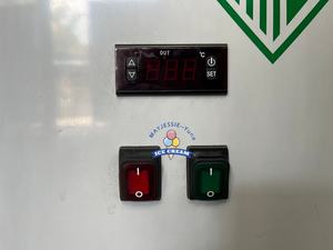 Máquina Comercial Nueva para Hacer Helados y Paletas - 4 Moldes de Alta Productividad para Frutas, Nueces y Leche - Product Image 3