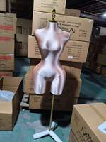 Mannequin buste femme élégant en métal pour présentation de robes de mariée, accessoire de photographie et décoration de vitrine
