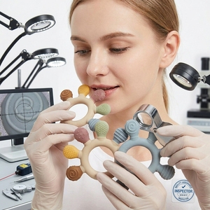 Anneau de dentition et jouet souple pour bébé en silicone de qualité alimentaire sans BPA, avec logo personnalisé en relief, apaisant la douleur des gencives, brosse à dents pour nourrissons - Product Image 5
