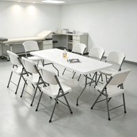 Tables et chaises pliantes d'extérieur en résine plastique blanche de taille et couleur personnalisées pour événements