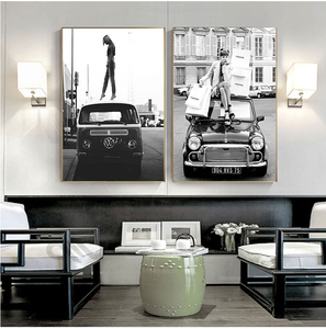 <span class=keywords><strong>Cuadro</strong></span> en lienzo de estilo Retro para chica y <span class=keywords><strong>coche</strong></span>, fotos blancas y negras, arte de la calle Vintage - Product Image 3