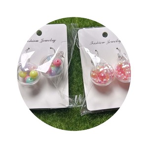 Boucles d'oreilles pendantes en forme de globe terrestre en plastique transparent rempli de perles, boucles d'oreilles pendantes charmantes pour femmes et filles, mode unique - Product Image 2