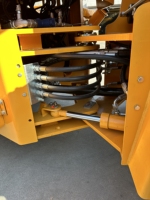 Mini-chargeuse sur pneus Everun 2 tonnes ER920, moteur diesel, durable pour les exploitations agricoles humides et les chantiers boueux, entretien facile