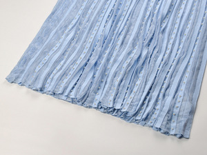 <span class=keywords><strong>Abito</strong></span> Lungo da Donna 2026 con Lavorazione Raffinata, Pizzo Jacquard e Perline, Scollo Tondo, Maniche Corte, <span class=keywords><strong>in</strong></span> <span class=keywords><strong>Maglia</strong></span>, Tinta Unita, <span class=keywords><strong>Plissettato</strong></span>, con Sottoveste - Product Image 6