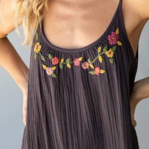 Robe longue en lin pour femme OEM, élégante et décontractée pour l'été, avec broderie, taille naturelle, en coton écologique et lavable - Product Image 2