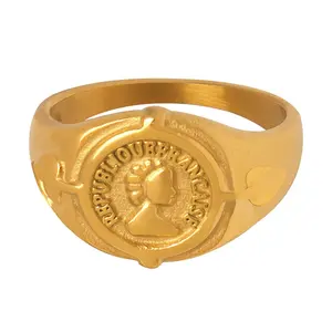Großhandel Custom Not Fade Modeschmuck 18 Karat vergoldet Edelstahl Runde Englisch Relief Queen Portrait Big Ring für Frauen