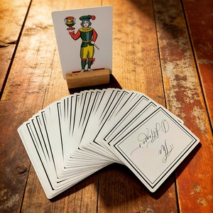 Cartes à jouer personnalisées en feuille d'argent, boîte noire <span class=keywords><strong>de</strong></span> luxe, <span class=keywords><strong>jeu</strong></span> <span class=keywords><strong>de</strong></span> cartes <span class=keywords><strong>de</strong></span> poker imprimé sur mesure style art médiéval pour collectionneurs et cadeaux - Product Image 1