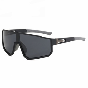 แว่นกันแดดทรงสปอร์ตเลนส์ชิ้นเดียวขนาดใหญ่สำหรับกีฬากลางแจ้ง ป้องกันรังสียูวี 400 โพลาไรซ์ Cat3 - Product Image 2