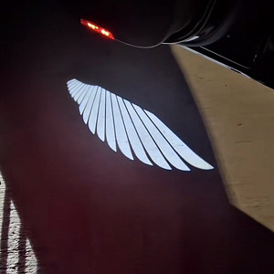 Nouvelles lumières de bienvenue pour portières de voiture en ABS+LED avec ailes d'ange pour Volkswagen Sagitar Magotan CC <span class=keywords><strong>Golf</strong></span> Lavida Scirocco Touran - Product Image 3