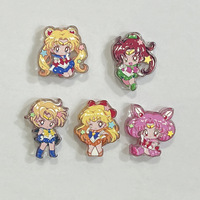 Accesorios de metal con cuentas de Sailor Moon versión Q, grabados en relieve de doble cara y con orificio pasante, para llaveros y cadenas de teléfono DIY, al por mayor