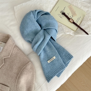 Écharpe d'hiver courte et élégante pour femme, style coréen, bleu atmosphérique, idéale pour le tourisme à Harbin, haute couture - Product Image 1