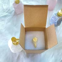 Bouteilles de parfum professionnelles OEM en cristal de roche volcanique, faites à la main, vides et rechargeables, motifs Fleur, Amour, Ange, Musique, pour les propriétaires de marques