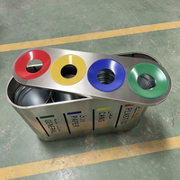 Poubelle de tri des déchets en acier inoxydable à 4 compartiments pour l'extérieur, avec couvercles codés par couleur pour les espaces publics, les parcs et les rues