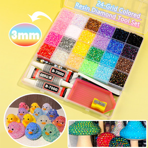 Decoración de Uñas con Piedras de Cristal Planas, 24 Compartimentos con Colores Variados, Cuentas de Cristal Multifuncionales, Set de Piedras de Cristal para DIY - Product Image 4