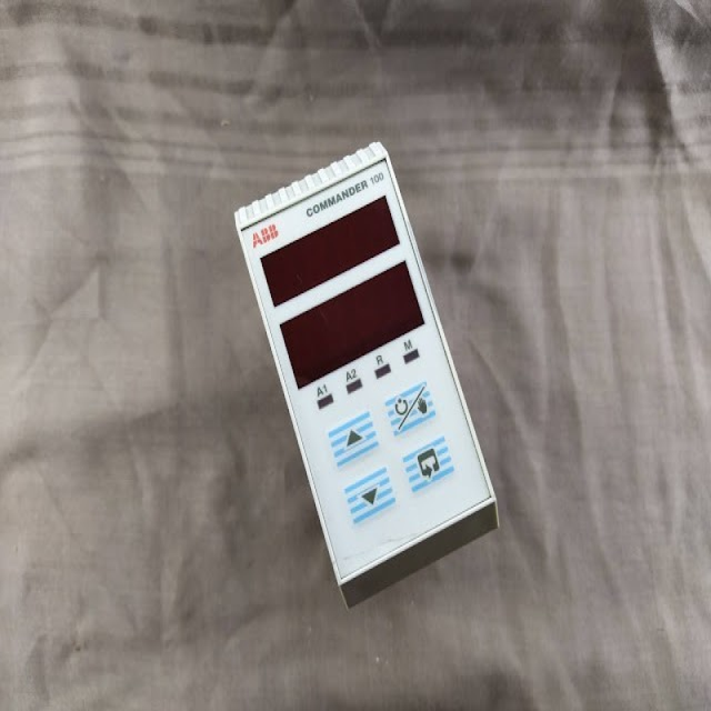 Original Brand New COMMANDER 100 UNIVERSAL PROCESS CONTROLLER C1000100STD For PLC