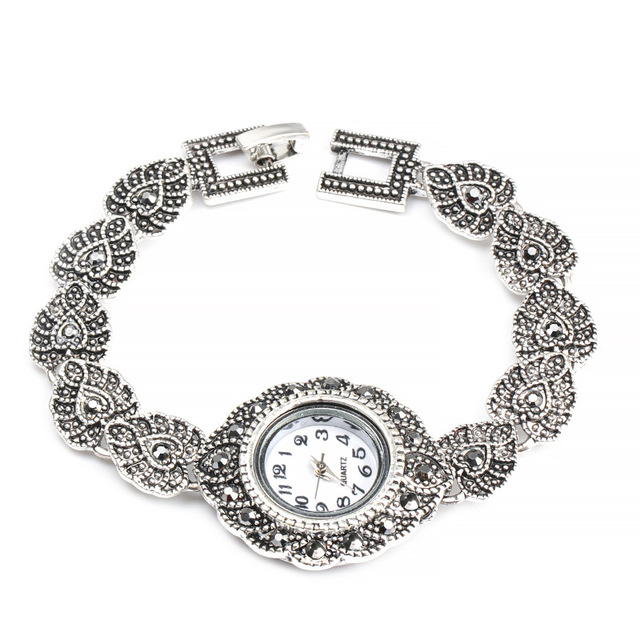 Vintage Women Rhinestone Quartz Watch Carved Alloy Band Bracelet Wristwatch Retro Crystal Clocks Gifts Women's Watch