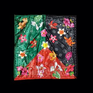 Grande Écharpe en Satin Personnalisée, Foulard en Soie Sergée Pure pour Femme 90x90cm, Impression Numérique Personnalisée - Product Image 2