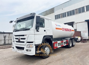 <span class=keywords><strong>Prix</strong></span> d'usine HOWO 6X4 20000L Camion-<span class=keywords><strong>citerne</strong></span> GPL 20m3 <span class=keywords><strong>Gaz</strong></span> <span class=keywords><strong>de</strong></span> pétrole liquéfié 10 tonnes GPL Bobtail Camion pour <span class=keywords><strong>la</strong></span> vente - Product Image 2