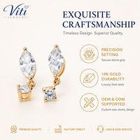 Orecchini Pendenti Viti con Diamanti Sintetici Taglio Marquise in Oro Giallo 18K, Gioielli Romantici ed Eleganti per Donne