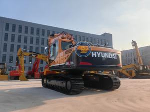 Excavatrice Hyundai 220lc-9s d'occasion, 22 tonnes, 90% neuve, prix avantageux, moteur d'origine Hyundai 220LC-7, excavatrice 220lc, tracteurs à vendre - Product Image 5