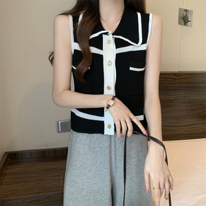 Mode estivale pour femmes : Vente en gros de chemises élégantes de style coréen, col ajusté, <span class=keywords><strong>petit</strong></span> <span class=keywords><strong>gilet</strong></span> <span class=keywords><strong>court</strong></span> sans manches, polo tricoté - Product Image 4
