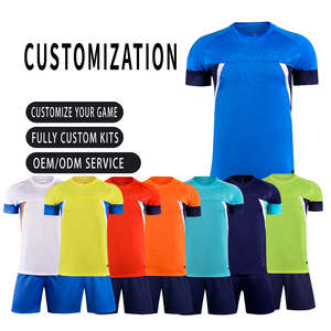 Uniformes de Fútbol Personalizados al por Mayor para Adultos, Transpirables, de Secado Rápido, 100% Poliéster, Estilo Holandés - Product Image 1