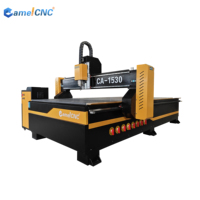 Router CNC de 3 ejes con mesa de vacío CA-1530, accionamiento paso a paso, husillo único, control NC Studio y RichAuto, y motor central