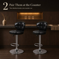 Tabouret de bar pivotant moderne en cuir PU noir avec hauteur réglable, design léger et portable, base chromée, repose-pieds pour usage en salon