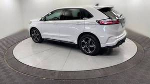 Crossover 2020 AWD en cuir foncé, automatique, conduite à gauche, très bon état, meilleur prix de gros - Product Image 3
