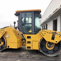 Compacteur vibrant à double tambour XD123 de 12 tonnes avec un diamètre de 1,3 m et un moteur de 119 kW pour le compactage des routes et des sols en stock